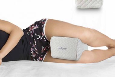 Best knee pillow for knee pain in 2020