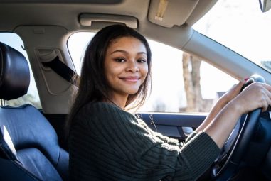 SUV vs Sedan Good Driving Posture [Best Sitting Position]