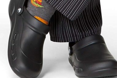 Best Nursing Shoes for Flat Feet in 2020